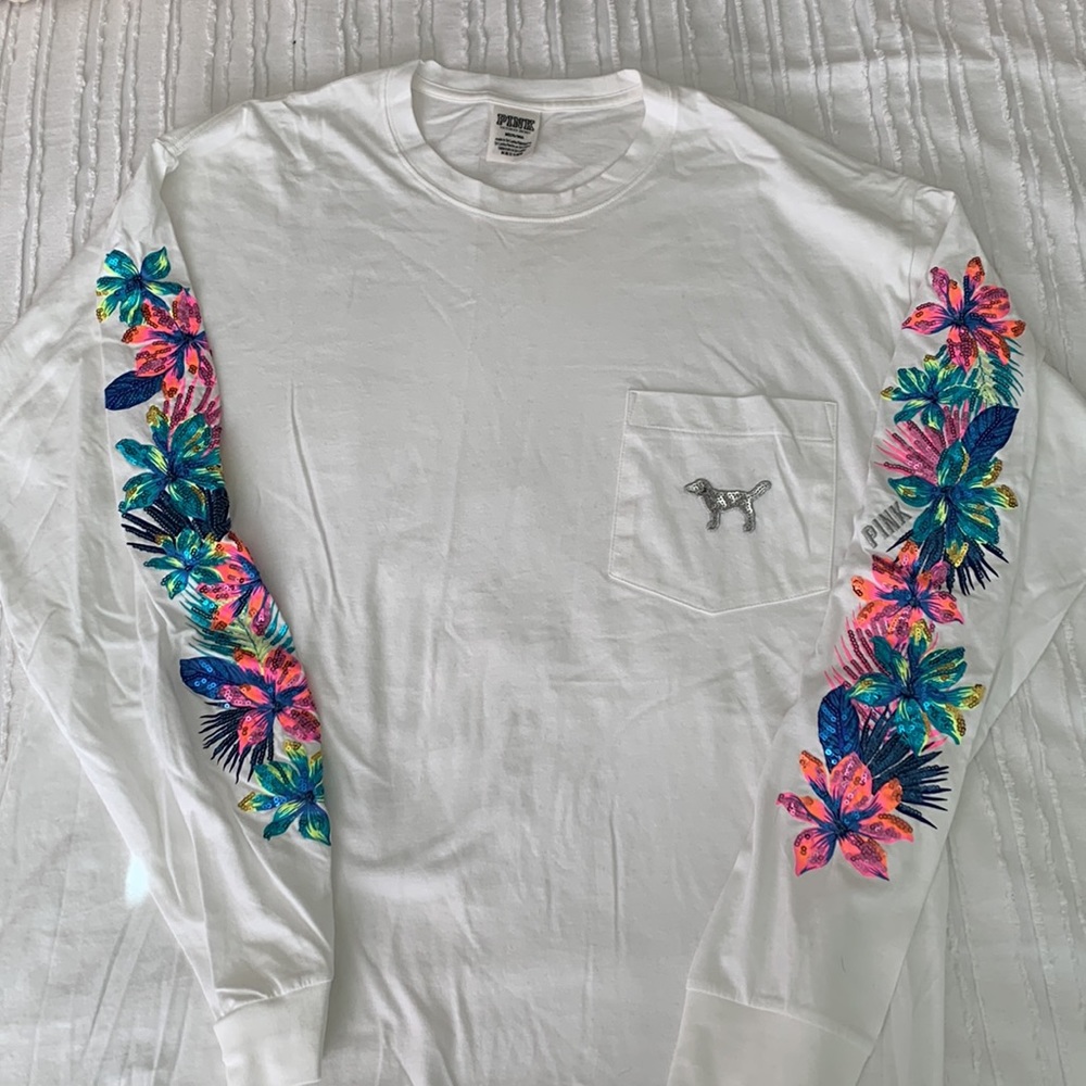 VS PINK Tropical Floral Sparkly White Long Sleeve Campus Tee 🌺